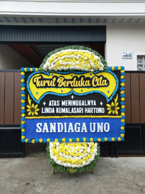 Papan Bunga Duka di Tanah Pinem